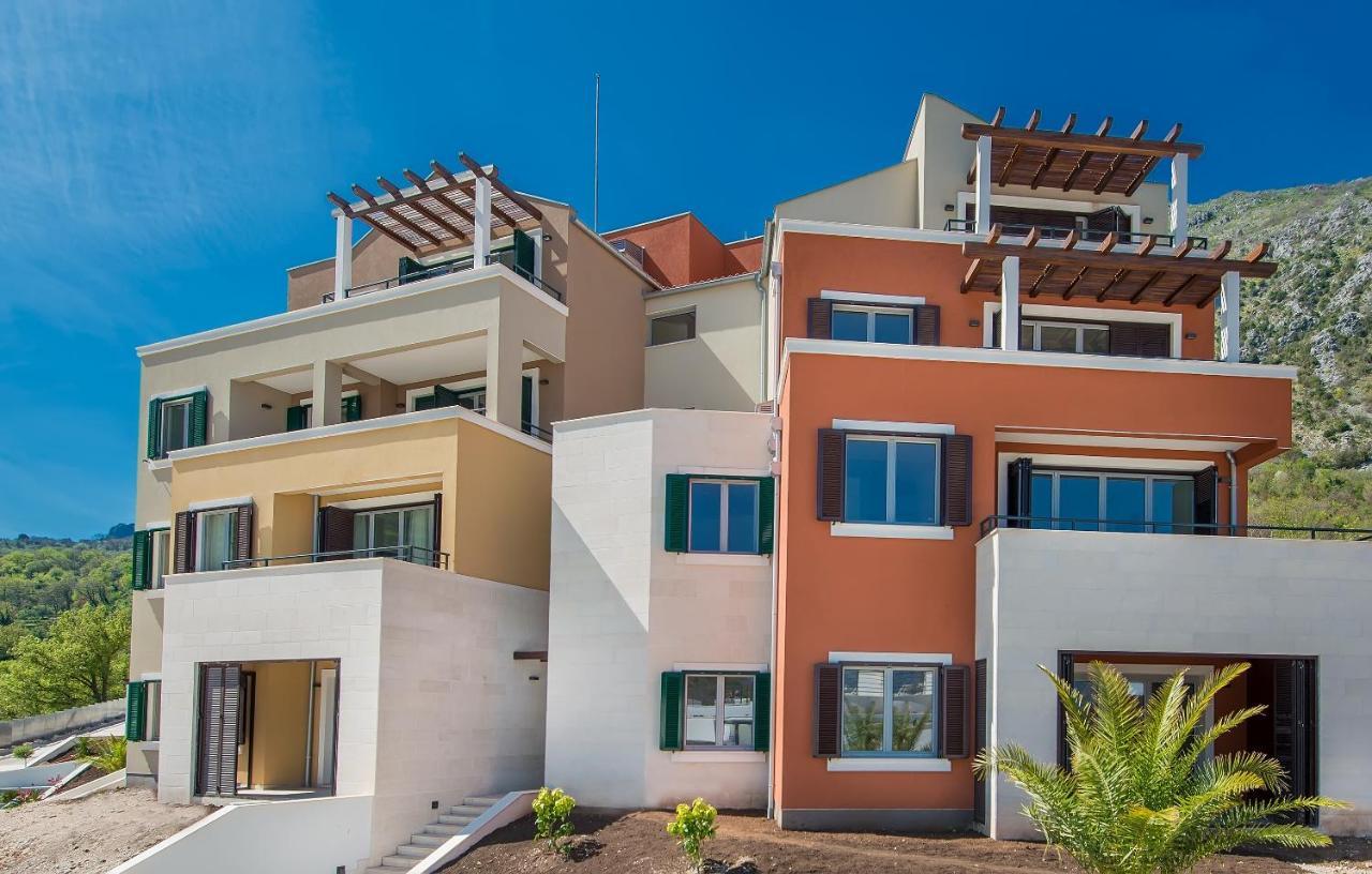 Lavender Bay Apartment C32 Donji Morinj Kültér fotó